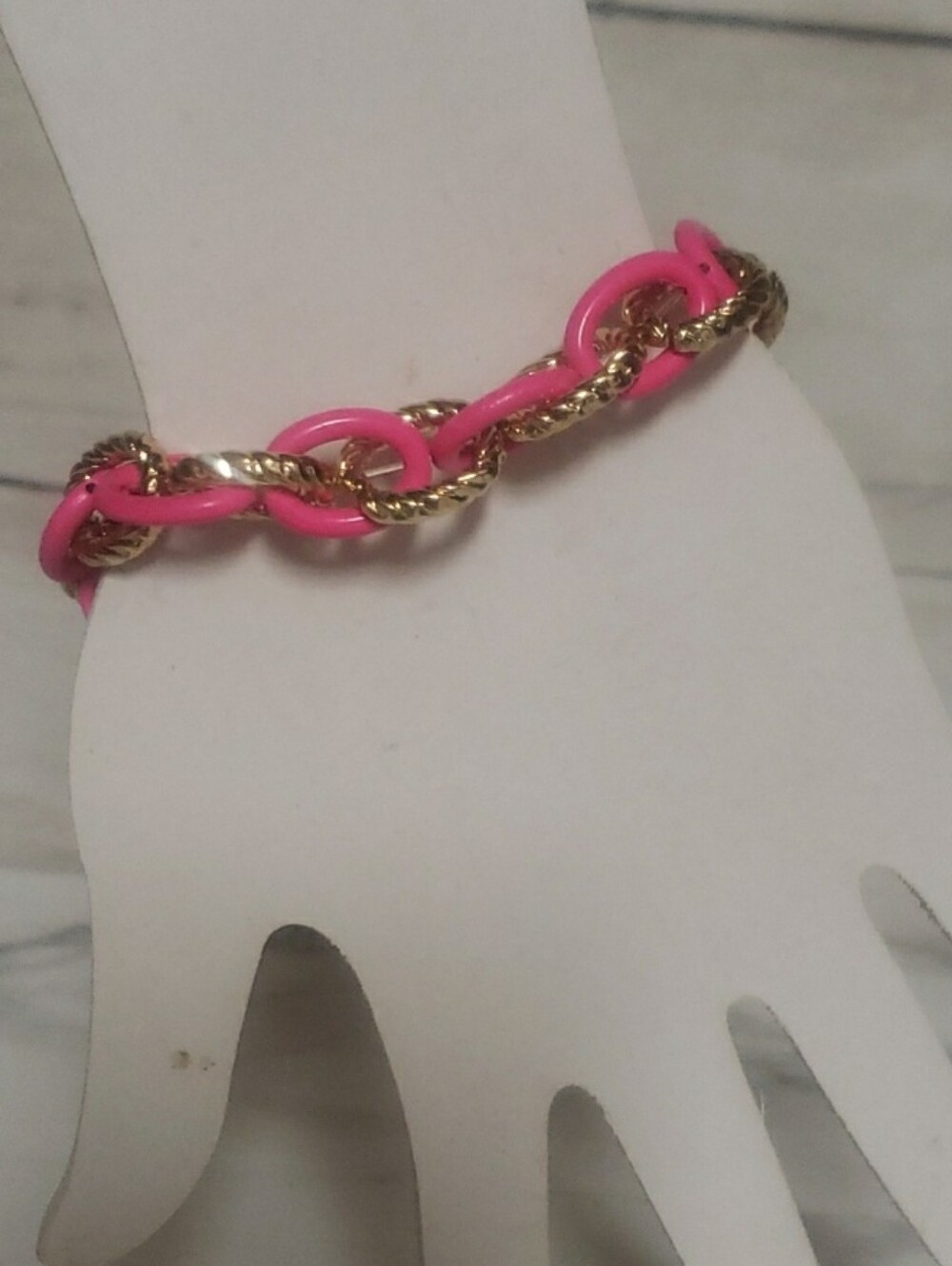 Plunder Gold/hot pink Twisted Chain Stretch Bracelet, NIP